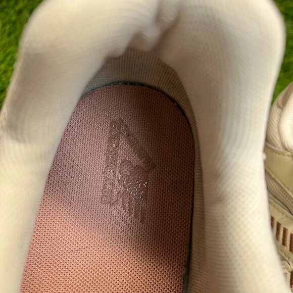 New Balance 9060  Running Shoes Not used main image 4
